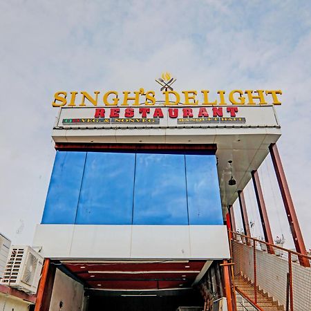 Hotel O Home Singhs Delight Varanasi Esterno foto