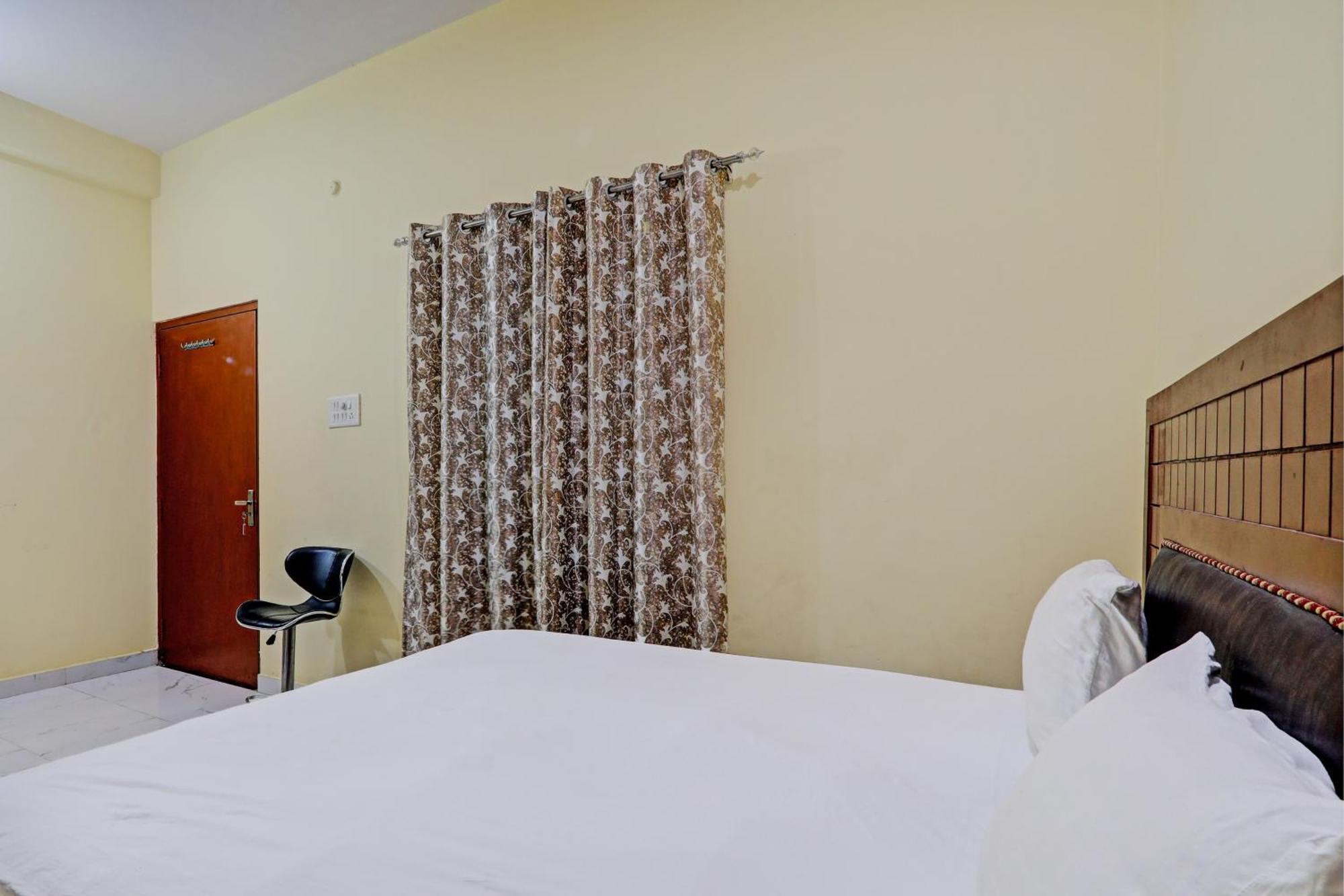 Hotel O Home Singhs Delight Varanasi Esterno foto