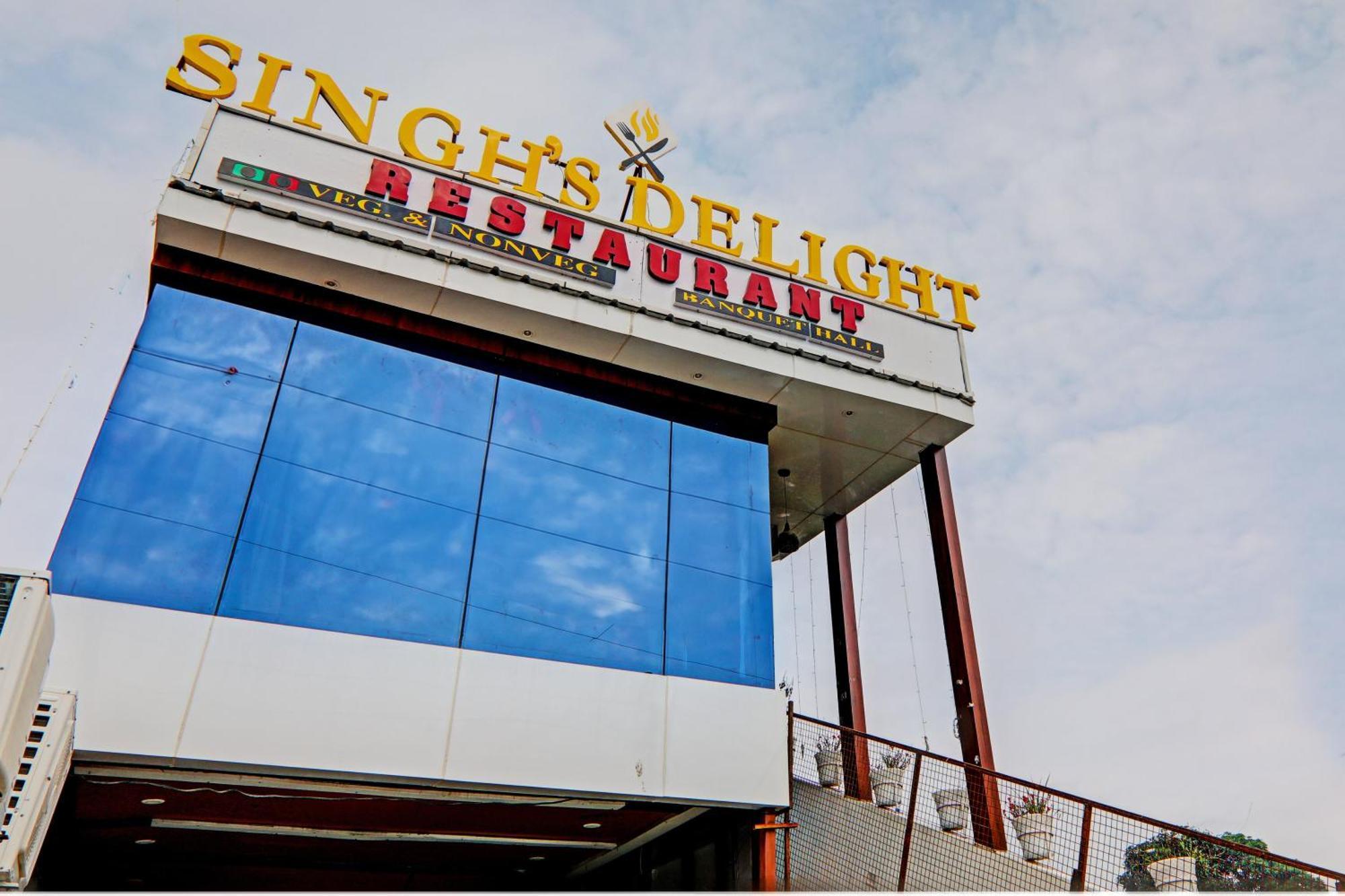 Hotel O Home Singhs Delight Varanasi Esterno foto