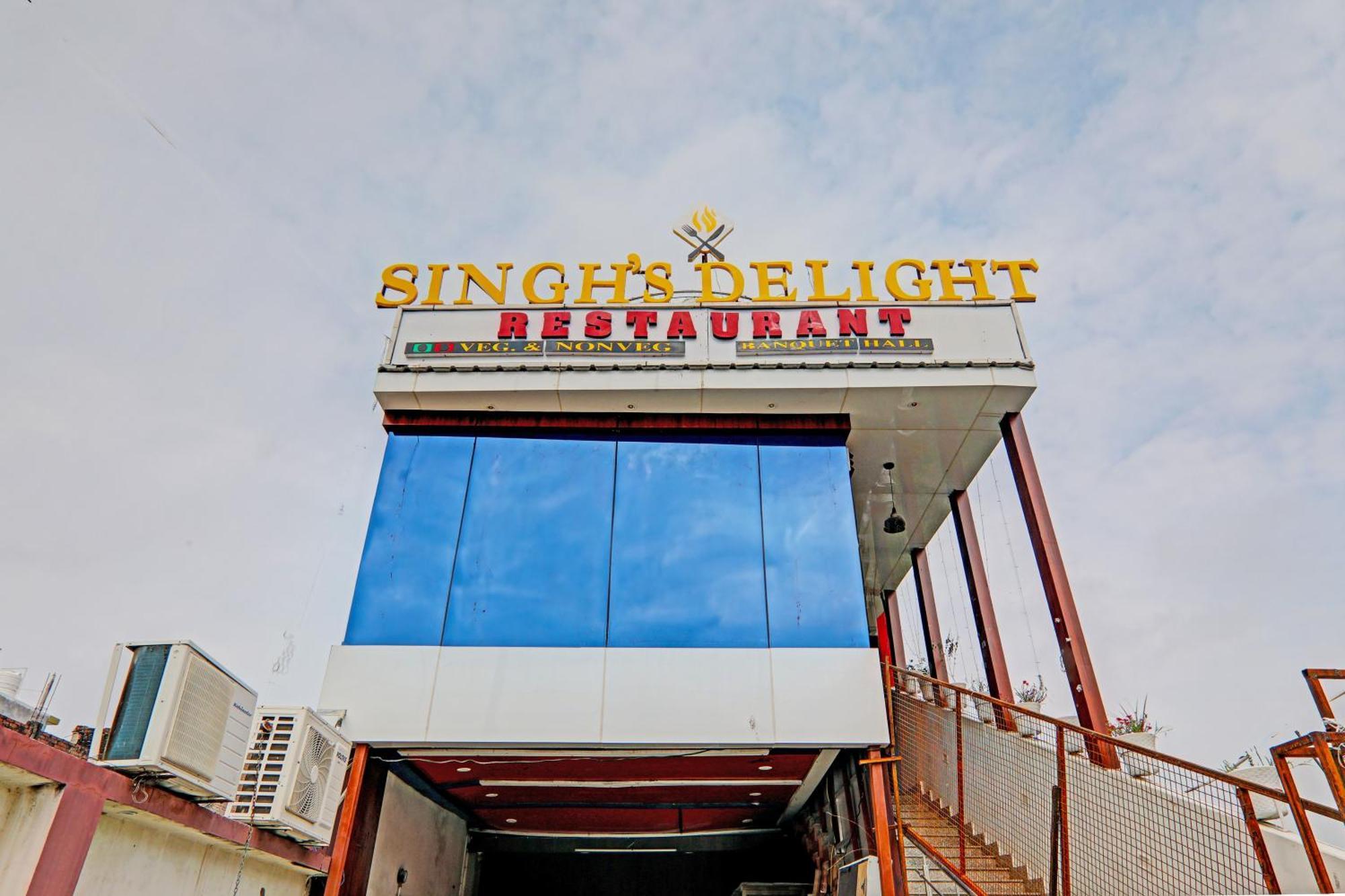 Hotel O Home Singhs Delight Varanasi Esterno foto