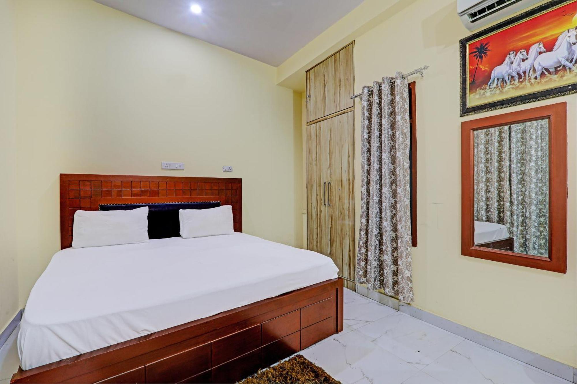 Hotel O Home Singhs Delight Varanasi Esterno foto